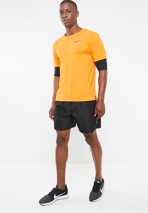 Nike - Breathe rise 365 top short sleeve top - orange & black
