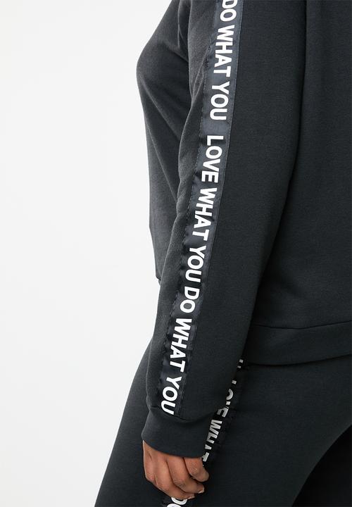 STYLE REPUBLIC PLUS - Slogan hoodie - black & white