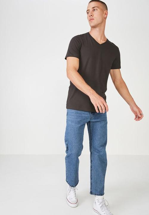Cotton On - Essential vee neck - black