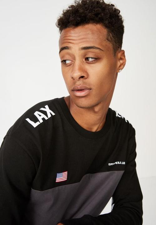 Cotton On - Vision worldwide tbar long sleeve tee - multi