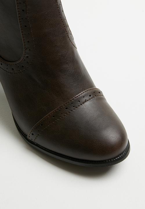 Jada - Slip on ankle boot - brown