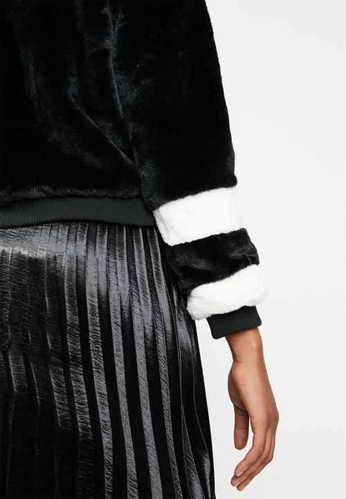 Brave Soul - Faux fur hoodie stripey jacket with ribbed cuffs - black
