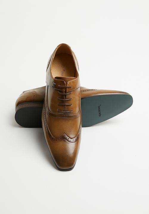 MAZERATA - Magio 49 patent brogue - tan