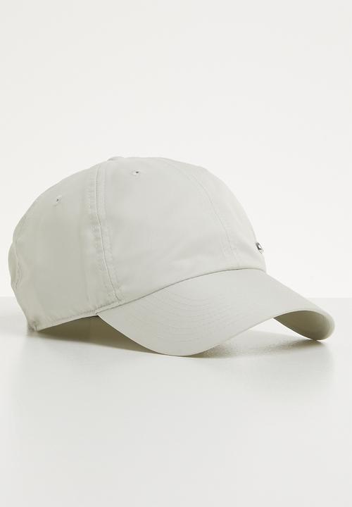 Nike - H86 Cap metal swoosh - cream