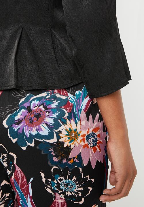 Vero Moda - Hanna button 3/4 top - black