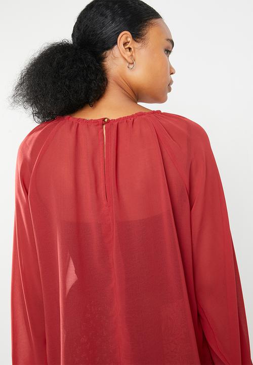 Superbalist - Gauged raglan sleeve blouse - red