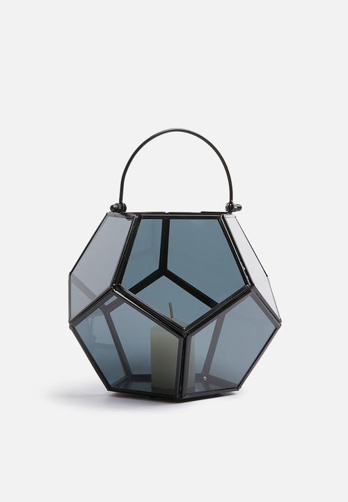 Sixth Floor - Arona lantern - smoke