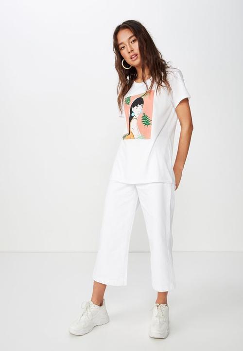 Cotton On - Classic arts tee - white