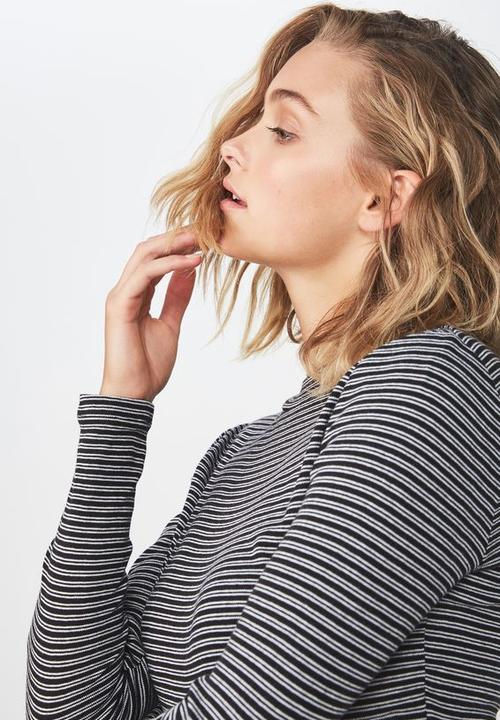 Cotton On - Mock neck chop long sleeve striped tee - black & white