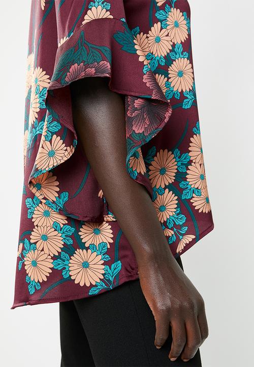 Revenge - Floral bell sleeve top - burgundy