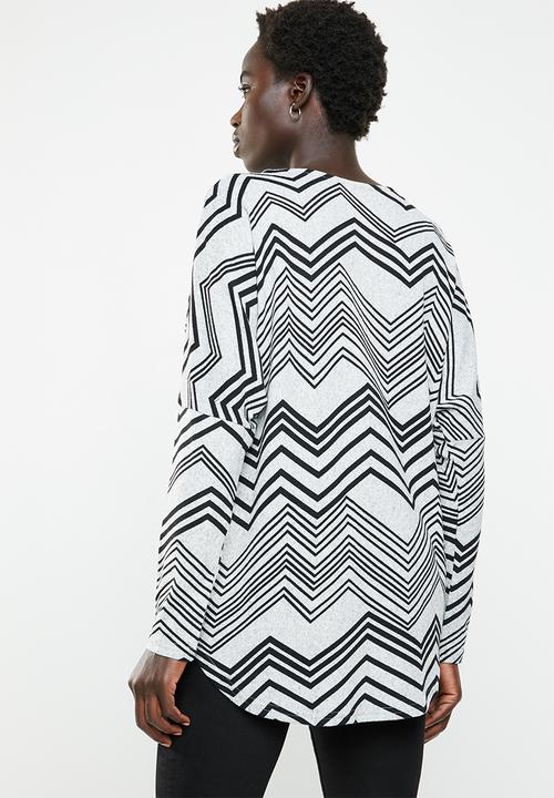 Revenge - Zip through zig zag top - grey