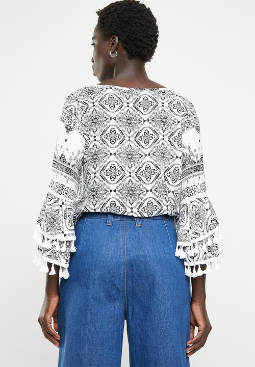 Revenge - Tassle detail printed tunic - black & white