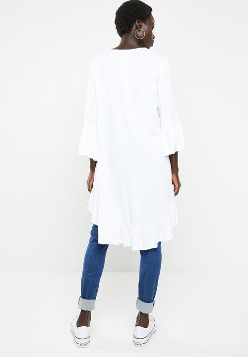 Revenge - Bell sleeve dip hem top - white