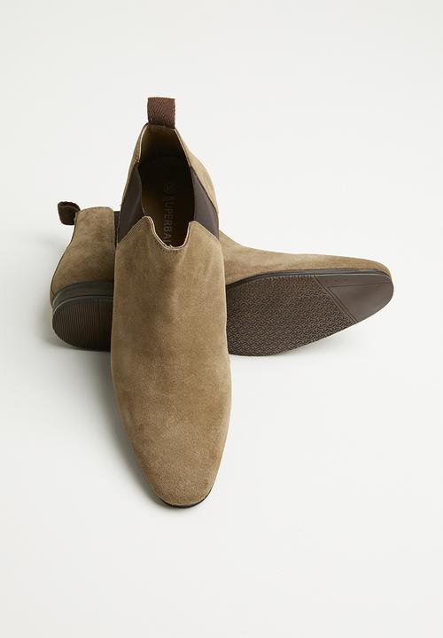 Superbalist - Ethan suede chelsea boot - neutral