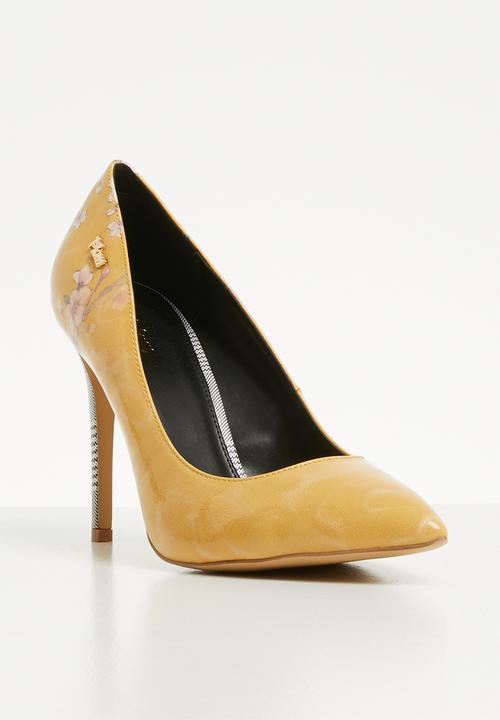 Plum - Zebra print stiletto heel - yellow