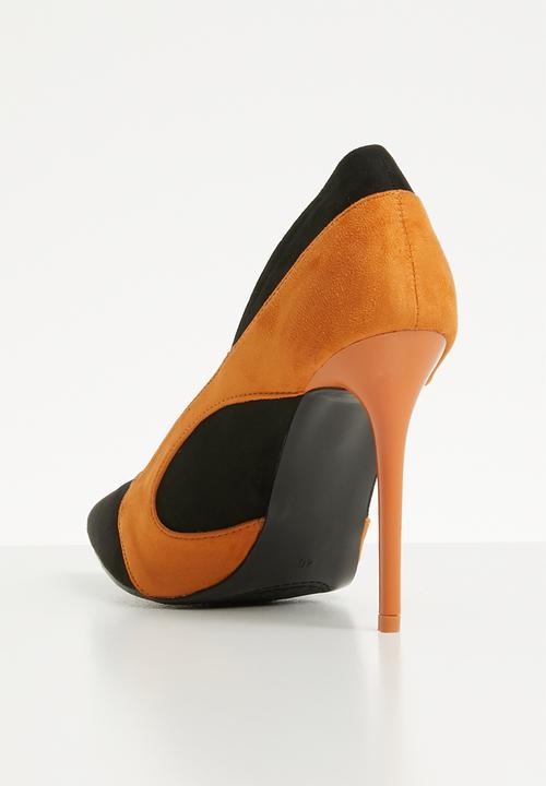 Plum - Colby court - black & tan