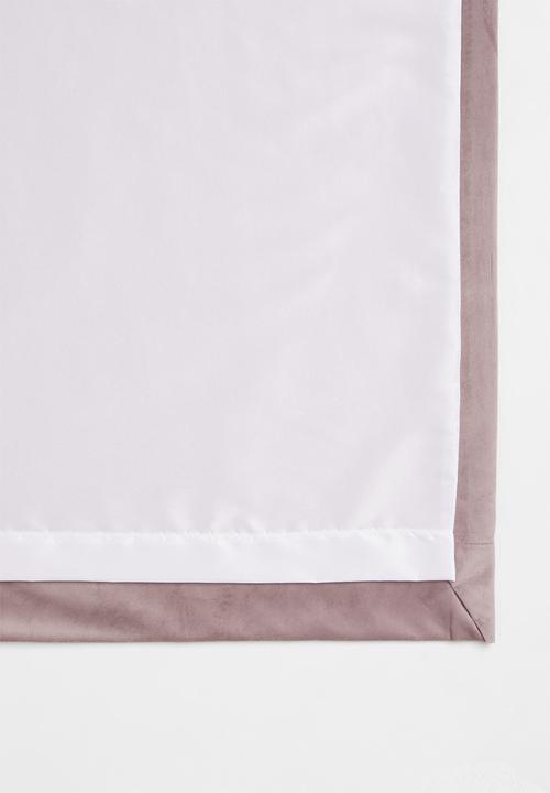 Sixth Floor - Velvet eyelet curtain 2 pack - rose