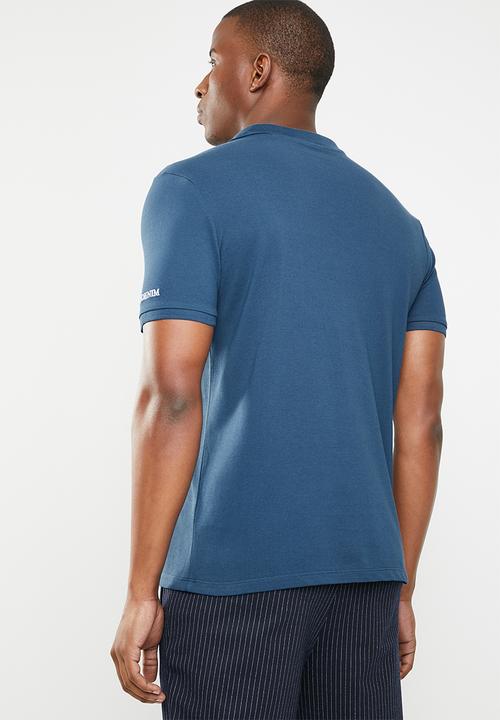 GUESS - Short sleeve core classic golfer - blue