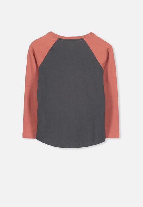 Cotton On - Tom long sleeve raglan tee - multi