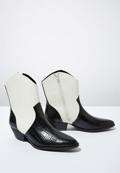 Cotton On - Larissa western boot - black & white