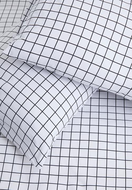 Sixth Floor - Caviar check printed duvet set - black
