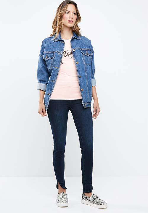 GUESS - Short sleeve script logo tee - pink