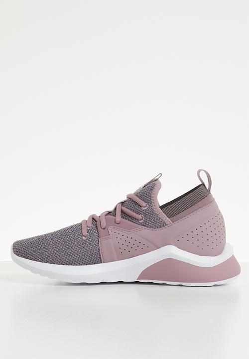 PUMA - Emergence wn's - elderberry - white 