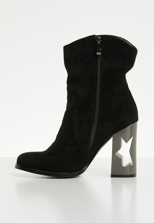 Plum - Star boot - black