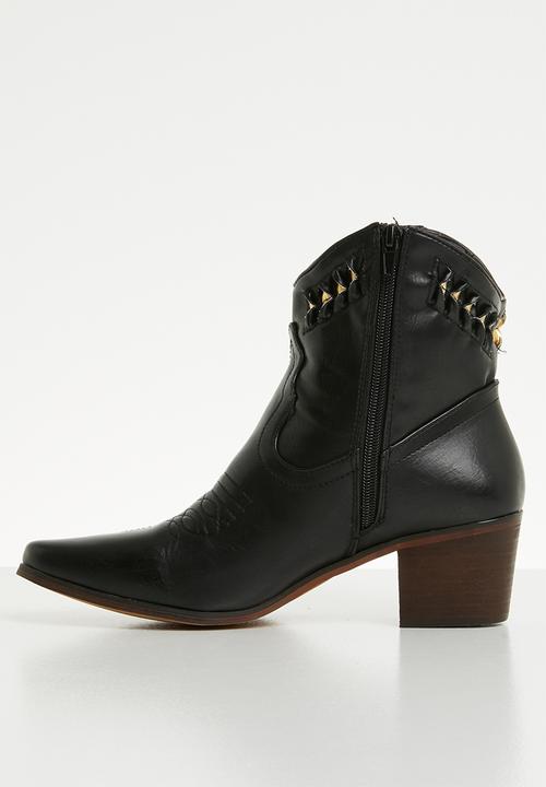 Plum - Embroidered ankle boot - black & gold