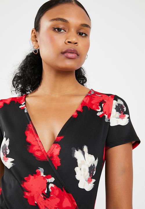 Superbalist - Floral printed wrap bodysuit - black & red floral