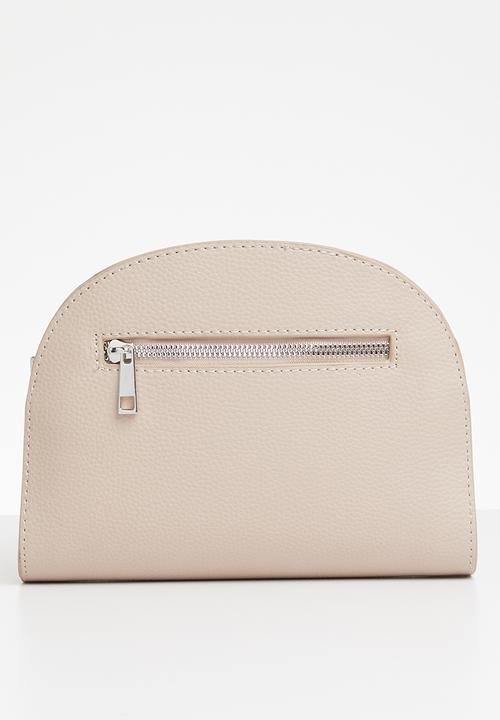 Cotton On - Graceful half moon cross body bag - neutral