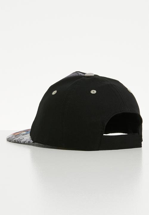 Character Fashion - The avengers peak cap - black