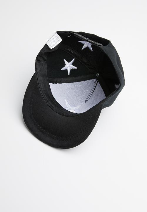 Pop Candy - Star flat brim cap - black