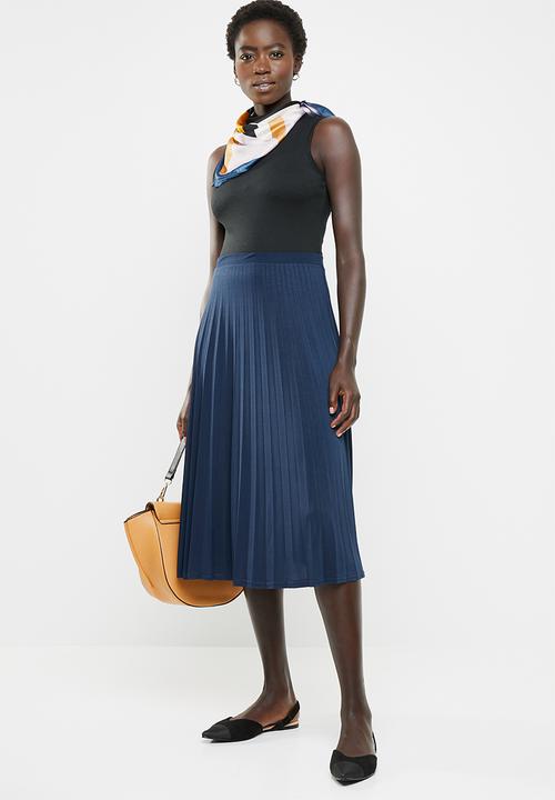 edit - Pleated flared skirt - navy