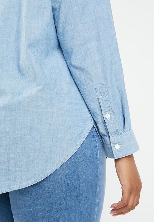 Levi’s® - Boyfriend denim shirt - blue