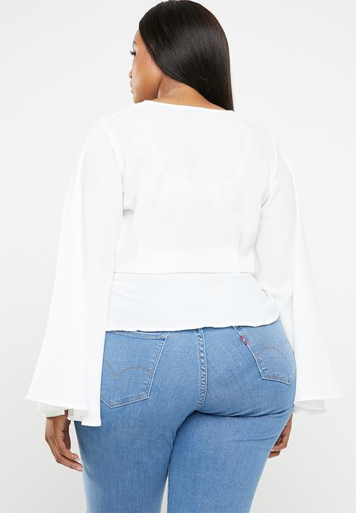 Missguided - Curve twist front flare sleeve top - white