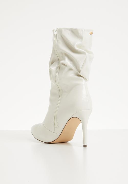 Miss Black - Trixie boot - off white