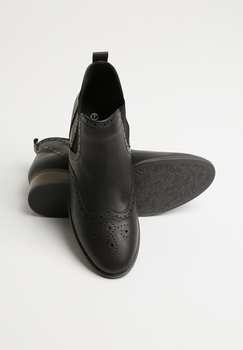 Jada - Brogue chelsea boot - black