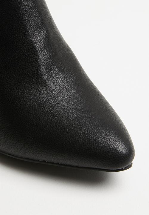Jada - Kitten heel boot - black
