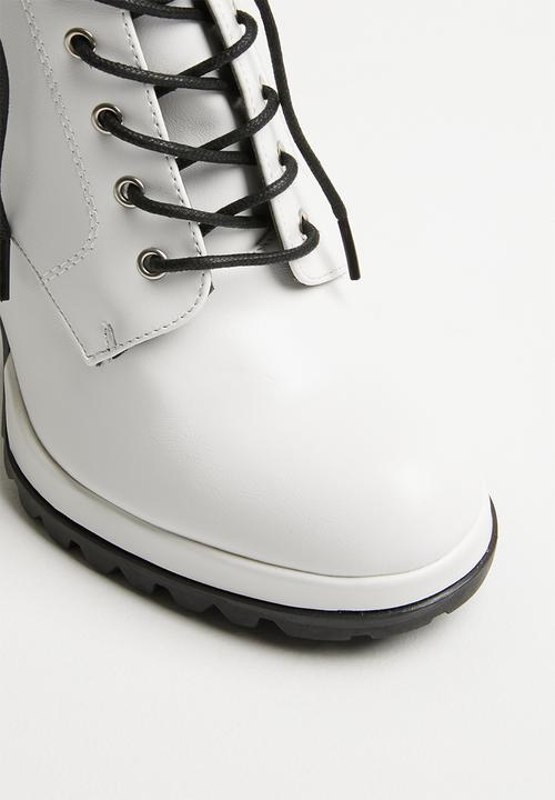 Superbalist - Sidney lace up boot - white