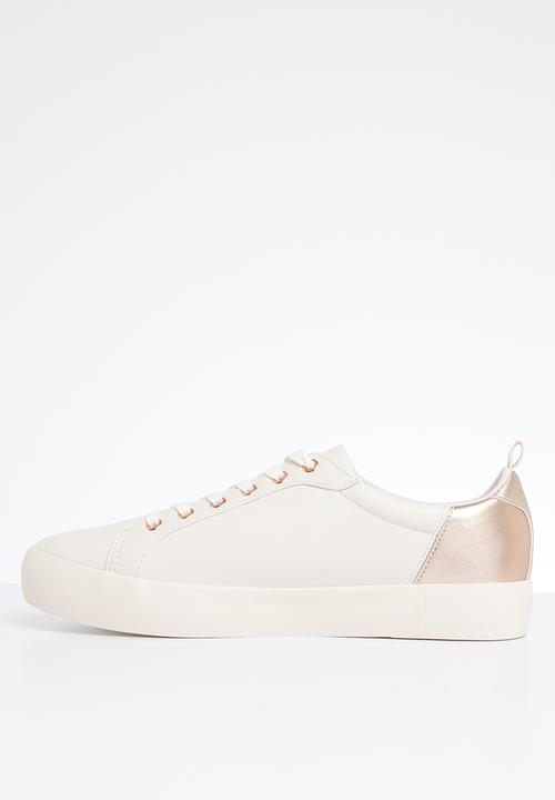 Call It Spring - Faux leather lace-up flatform sneaker - light pink