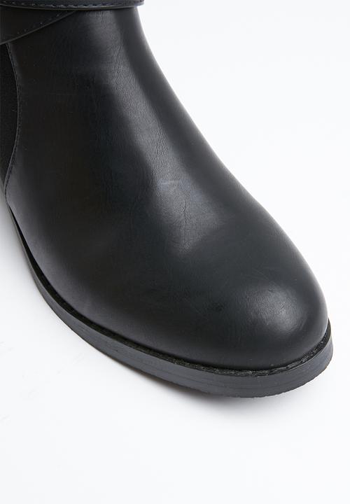 Butterfly Feet - Kaelyn boot - black