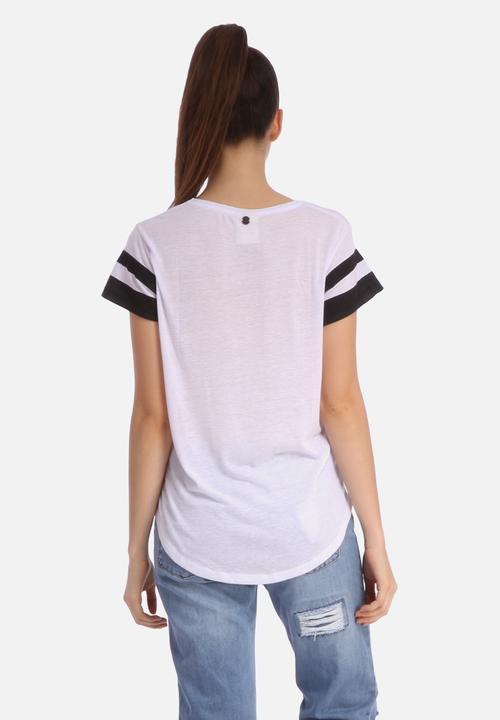 All About Eve - Base Tee
