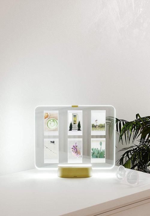 Umbra - Glo led photo display - matte brass