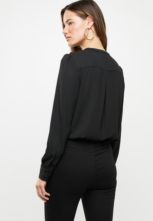 ONLY - Alicante pleat flounce blouse - black
