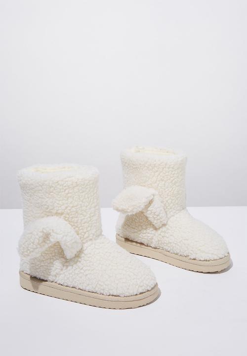 Cotton On - Novelty homeboot - white