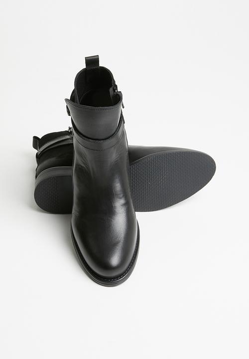 Vero Moda - Juliette leather ankle boot - black
