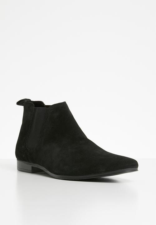 Superbalist - Strauss suede chelsea boot - black