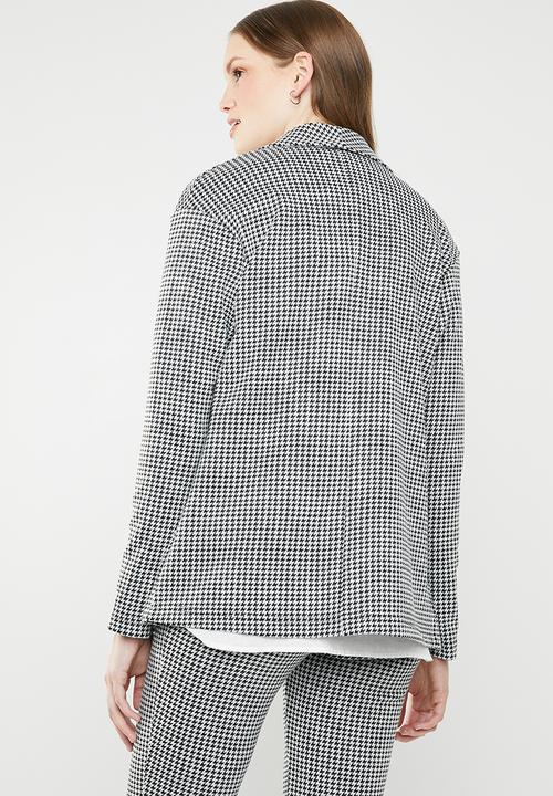 Vero Moda - Forever loose blazer - black & white
