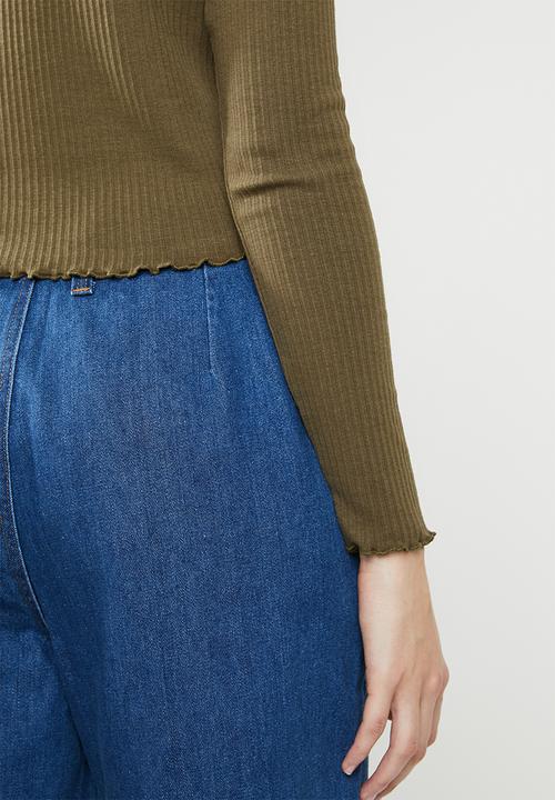 Missguided - Horn button lettuce long sleeve crop top - khaki